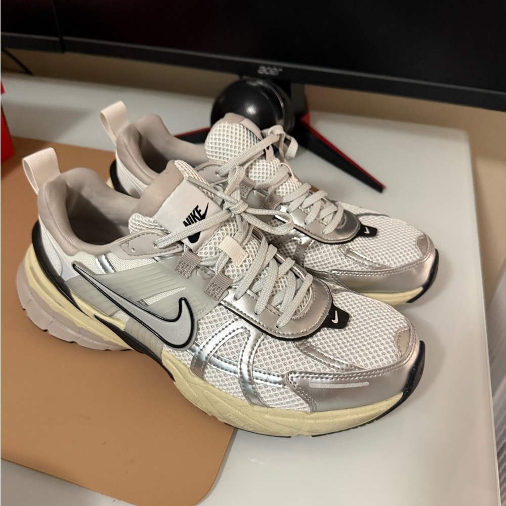 Nike Women’s Silver and Beige Mesh Runner with Black Swoosh